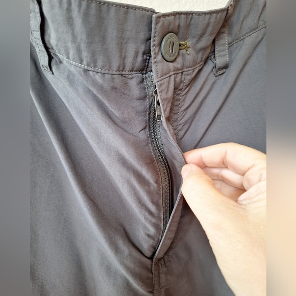 Patagonia Mens Gray Outdoor Pants. Size XL - Picture 3 of 9